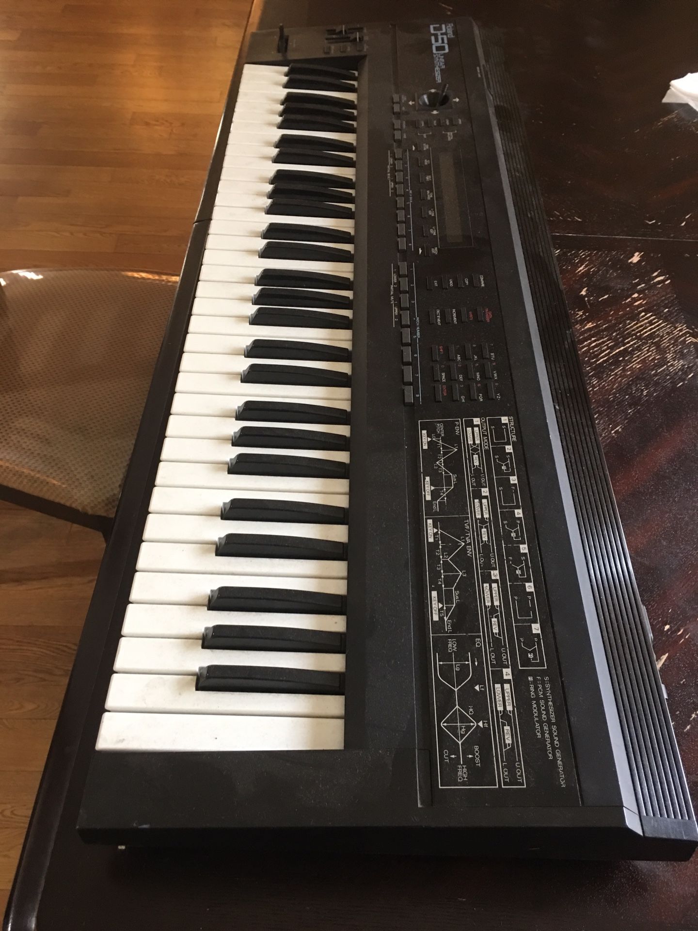 Roland D50 Synthesizer