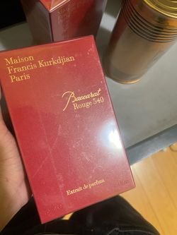 Baccarat rouge cologne