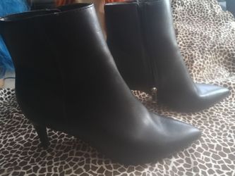 Nine West boots size 8 m