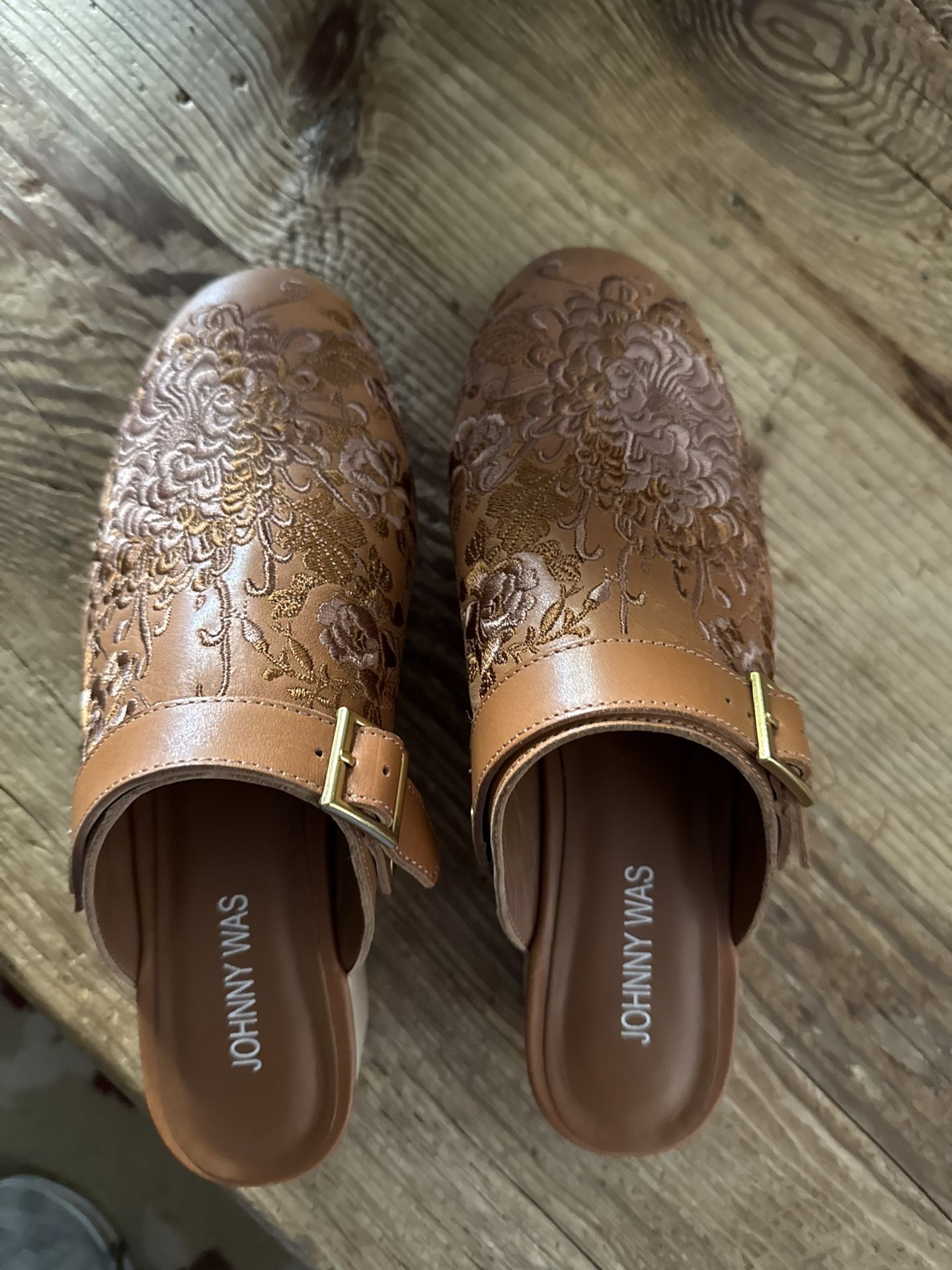 Shoes