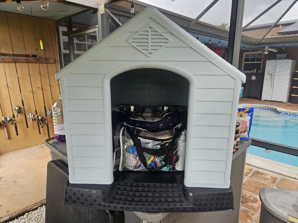 Dog House