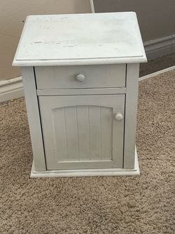 Bed side table