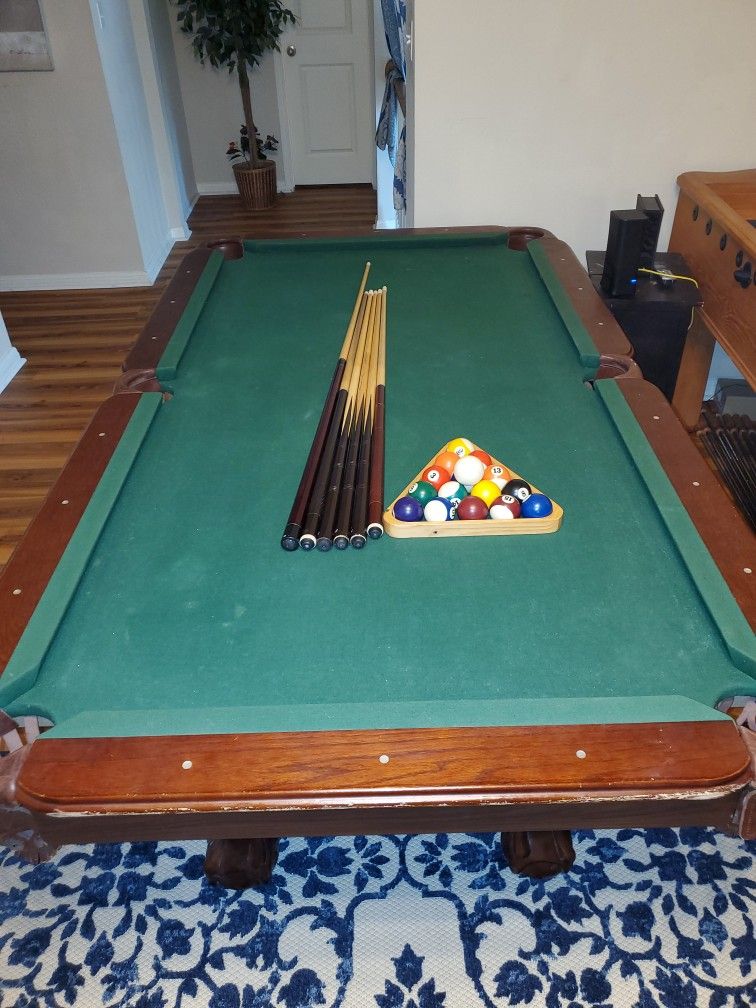 Sportcraft 7ft Pool Table