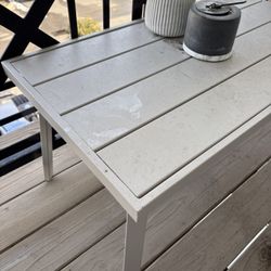 Metal outdoor furniture 