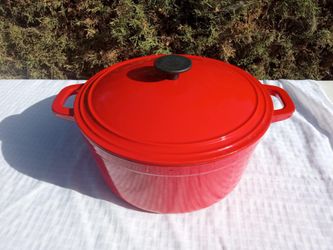 VINTAGE MARTHA STEWART CAST IRON DUTCH OVEN