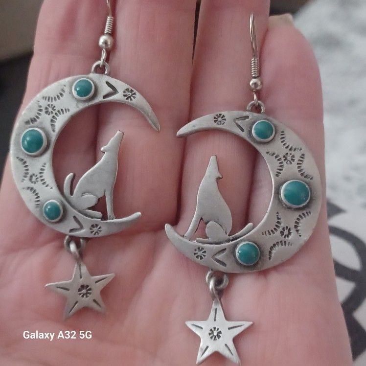 Rare VTG. JJ JONETTE PEWTER " COYOTE & MOON & TURQUOISE Earrings