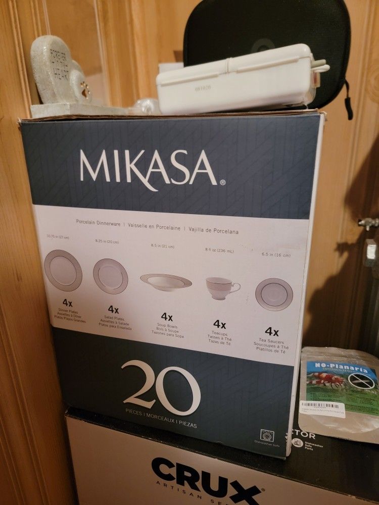 Mikasa Dining Set