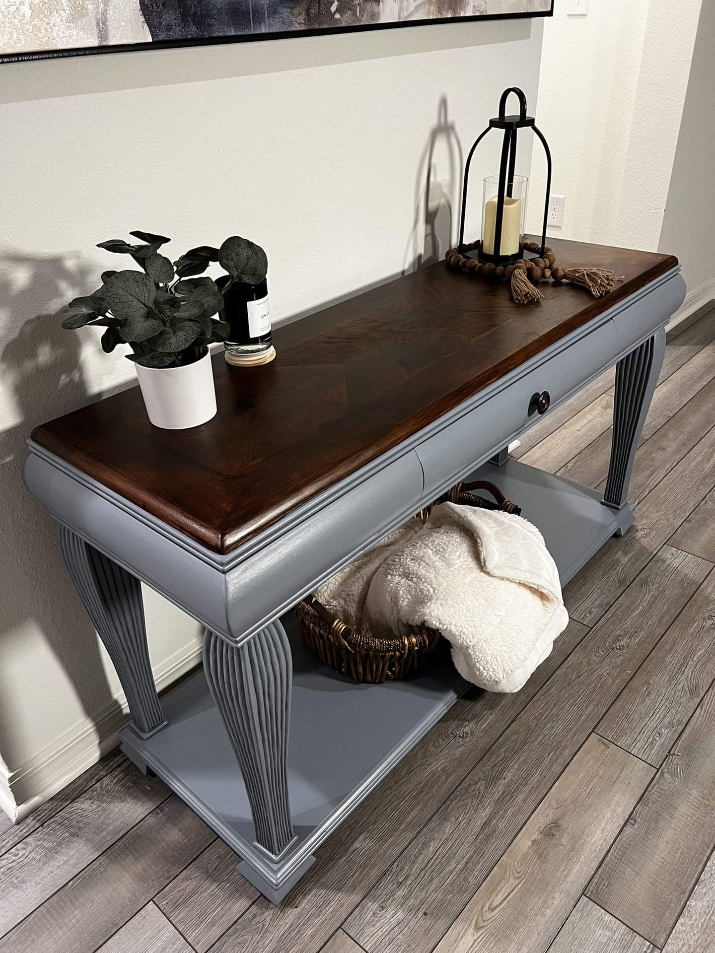 Console/entry Way Table 