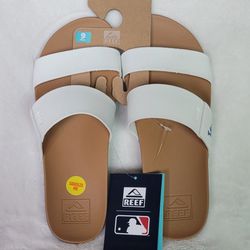 REED Los Angeles Dodgers sandals Size 9