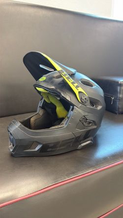 Bell full face helmet