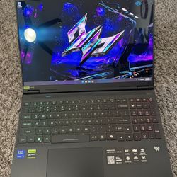 Gaming Laptop Helios Neo16s AI