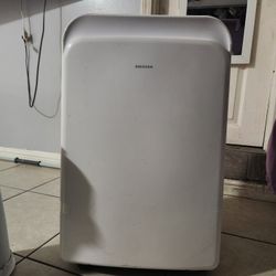 Insignia Portable Air Conditioner