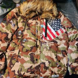 Mens Camo Jackets 60$ Each