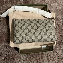 Gucci GG Supreme  (All Original Packaging)