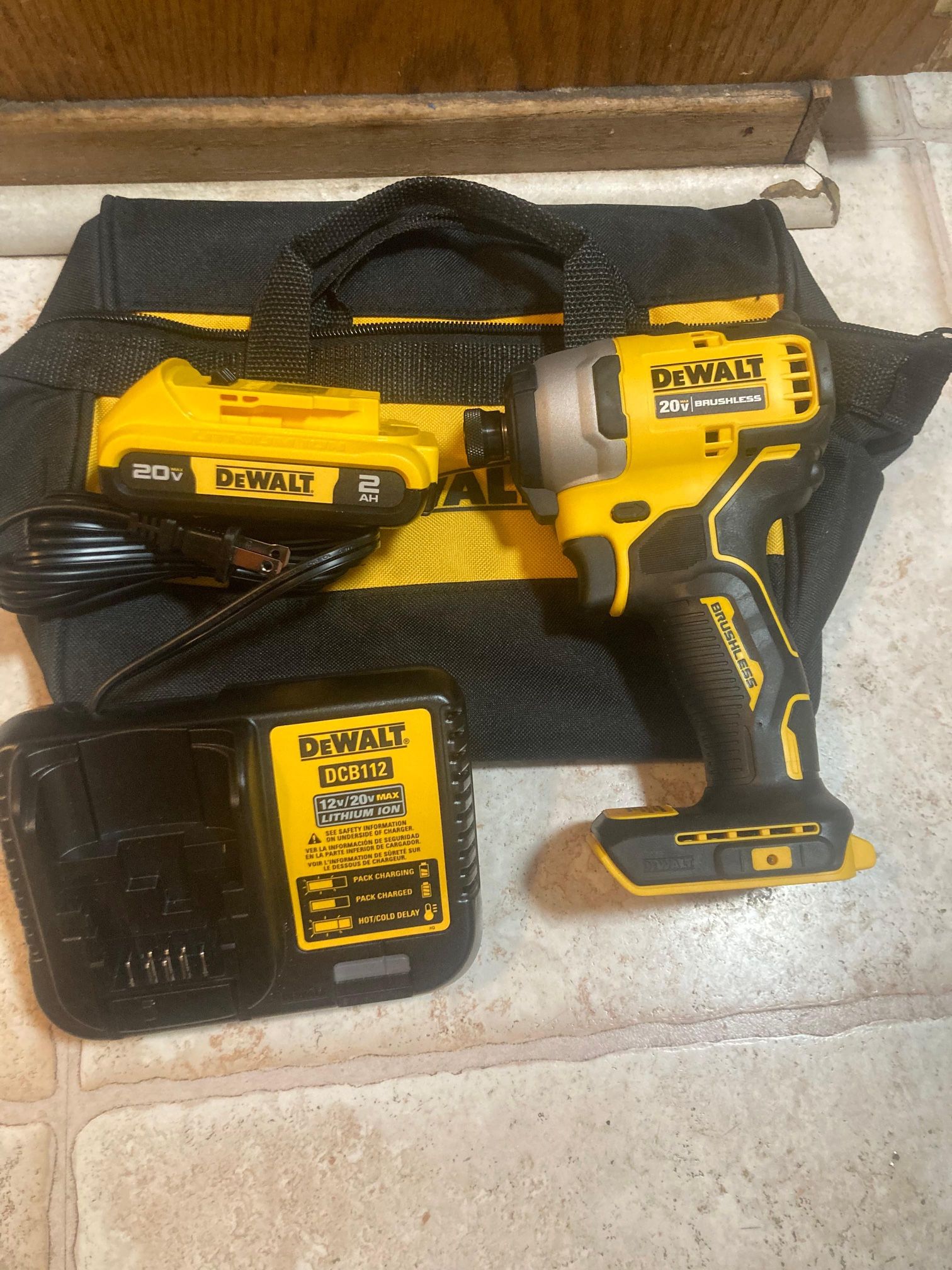 drill Dewalt 