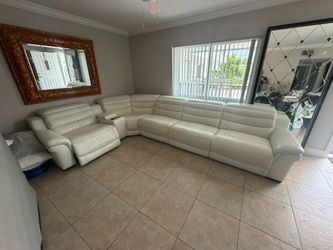 White/Ivory Leather Power Reclining Sectional – Large & Comfortable