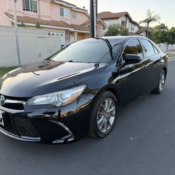 2016 Toyota Camry SE