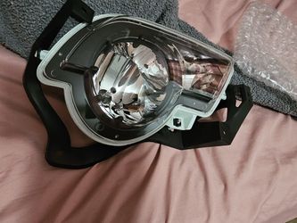 New Chevy Avalanche Fog Light 