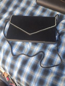 Black velvet envolope clutch with diamonds