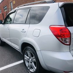 $1500/DOWN‼️$219/MONTH‼️TOYOTA RAV4‼️AWD‼️2 OWNERS