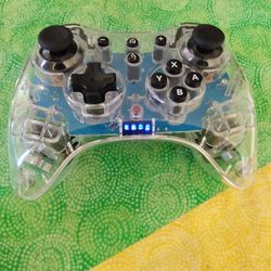 NINTENDO WII U AFTERGLOW PRO WIRELESS CONTROLLER 