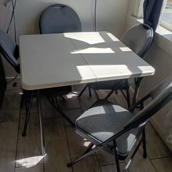 Mesa Plegable/Plastic Table Plegable 