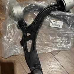 Control Arm  Left & Right Ford Explorer 2016