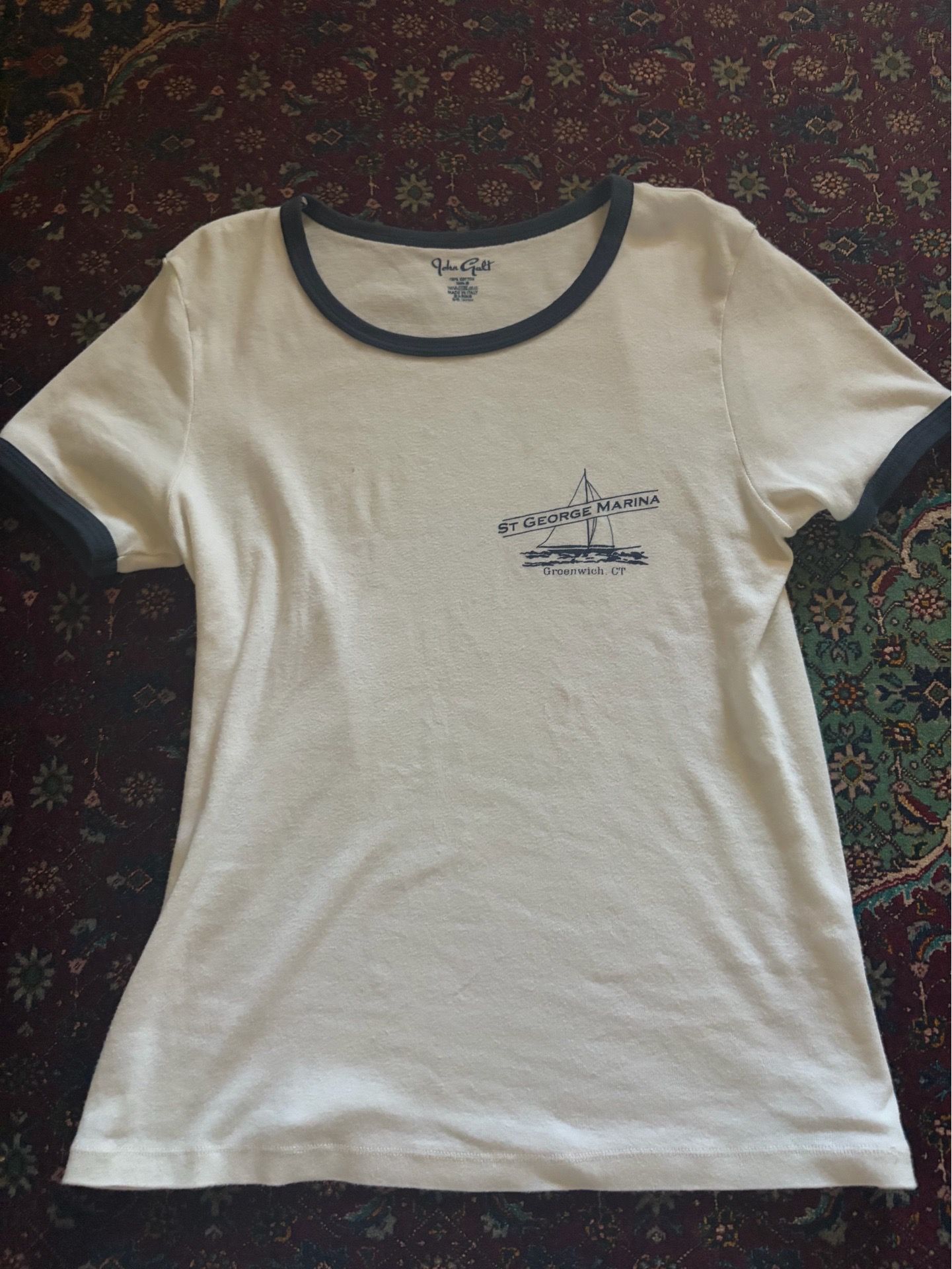 Brandy Melville t shirt