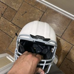 Large Vicis 2.0 Helmet NEW!!