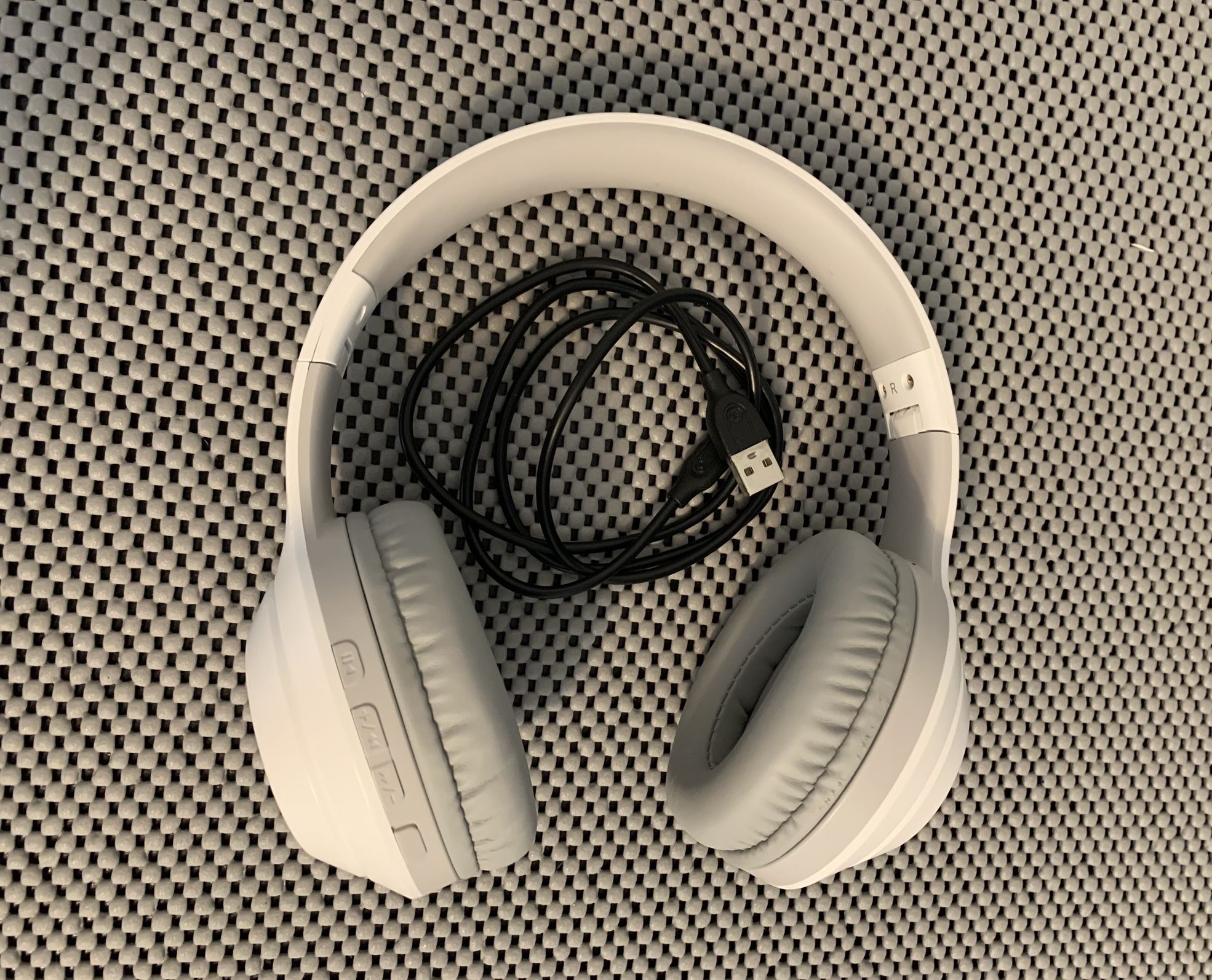 Wireless Bluetooth Headphones
