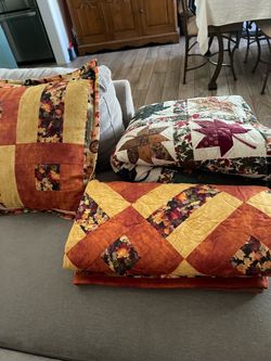 Queen bedspread