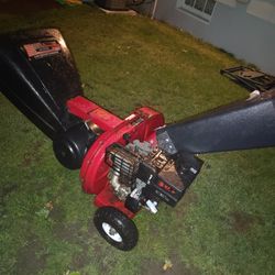 MTD 3 And 1 Wood Chipper, Mulcher, Shredder 8hp