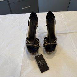 Burberry Wedge Heels Size 41 Brand New with Tags