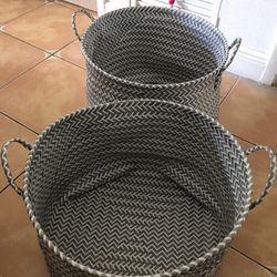 Set - Two Baskets 