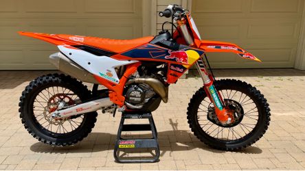 2023.5 KTM 450 FE