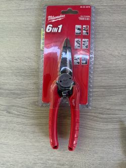 Miwlaukee 7.75 in. Combination Electricians 6-in-1 Wire Stripper/Cutter Pliers