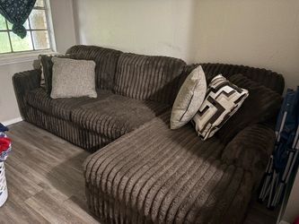 Chocolate Ashley 2 piece sofa