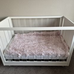*USED* Sloan Acrylic Convertible Crib from Pottery Barn