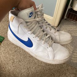 Nike Court Royale 2 Mid ‘size 11.5