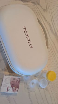 MomCozy Portable Breast Pump + Milk Bags + Breast Pads and Pump Accessories