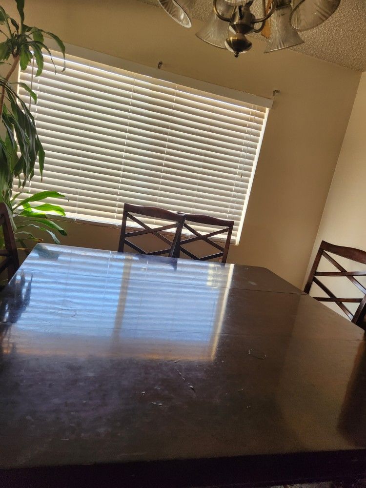Dining Table Set