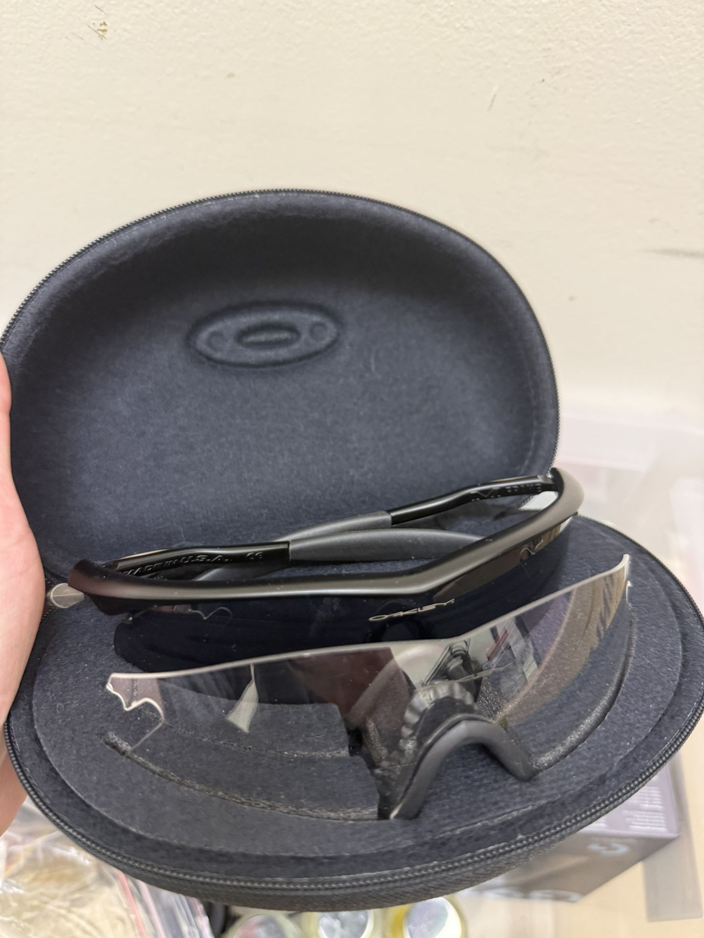 Oakley Military Style Edition