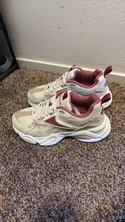 Reebok Shoes Size 7.5