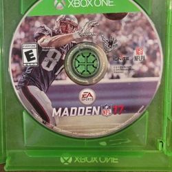 Madden 17 - Xbox One