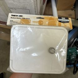 Medium Electric Cable Hatch