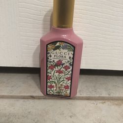 Used Gucci Flora 1.6 oz Perfume