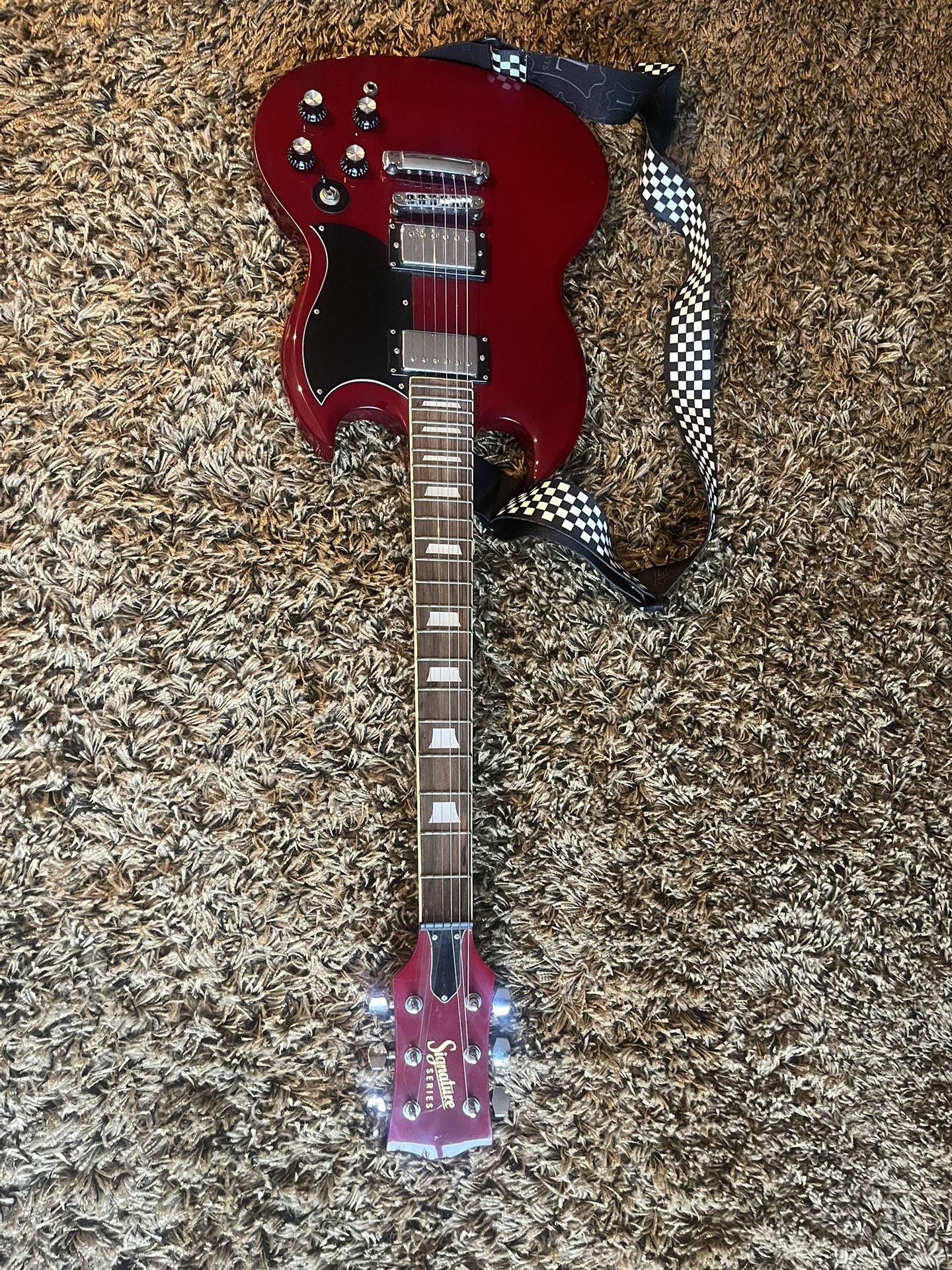 Signature Series Electric Guitar
