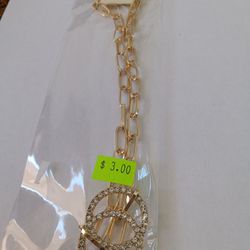 Gold tone Chain Link Necklace With Rhinestones
