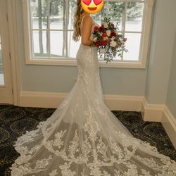 Gorgeous, unique Kitty Chen wedding dress for sale! Featuring breathtaking detail and intricate designs (see photos!)