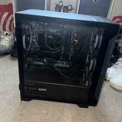 Mek Hero Gaming PC